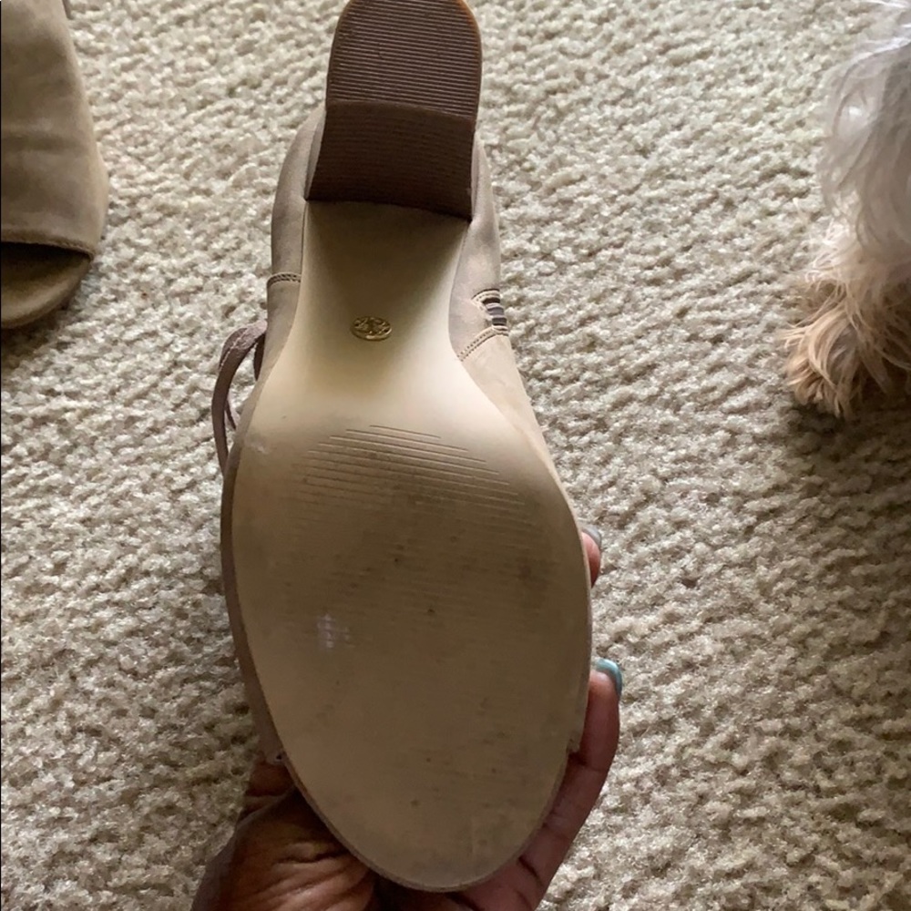 Shoes - Picture 3 of 5